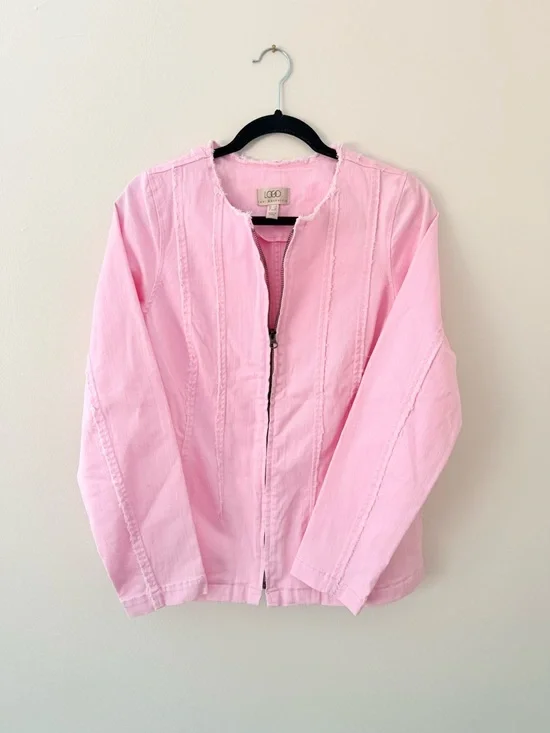 Barbie Pink Jean Jacket Medium (8) LOGO Lori Goldstein Bubblegum Pink ZipUp NWOT - Picture 2 of 14